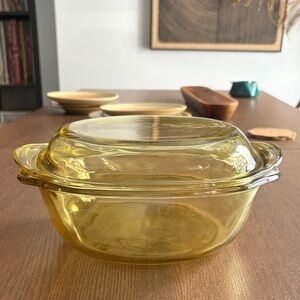 PYREX - Vintage Amber Glass Casserole Dish